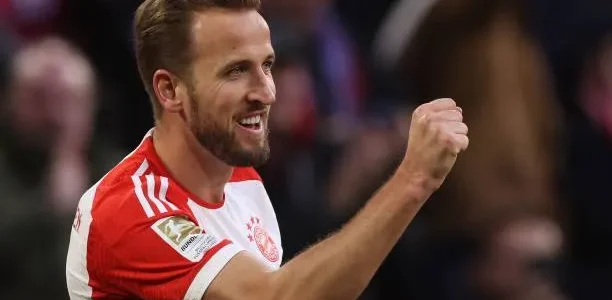 هاري كين بديلا لـ ليفاندوفسكي ضمن خطط برشلونة في صيف 2026