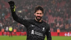 إصابة أليسون بيكر تربك حسابات ليفربول في رحلة الدفاع عن لقب الدوري إصابة أليسون بيكر تربك حسابات ليفربول في رحلة الدفاع عن لقب الدوري